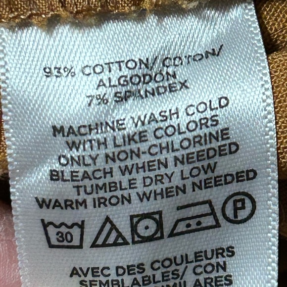 Ann Taylor women’s size 8 ankle pants, mustard colored front zip - Picture 9 of 9